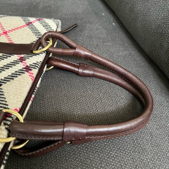 Burberry tote - Picture 6 of 9